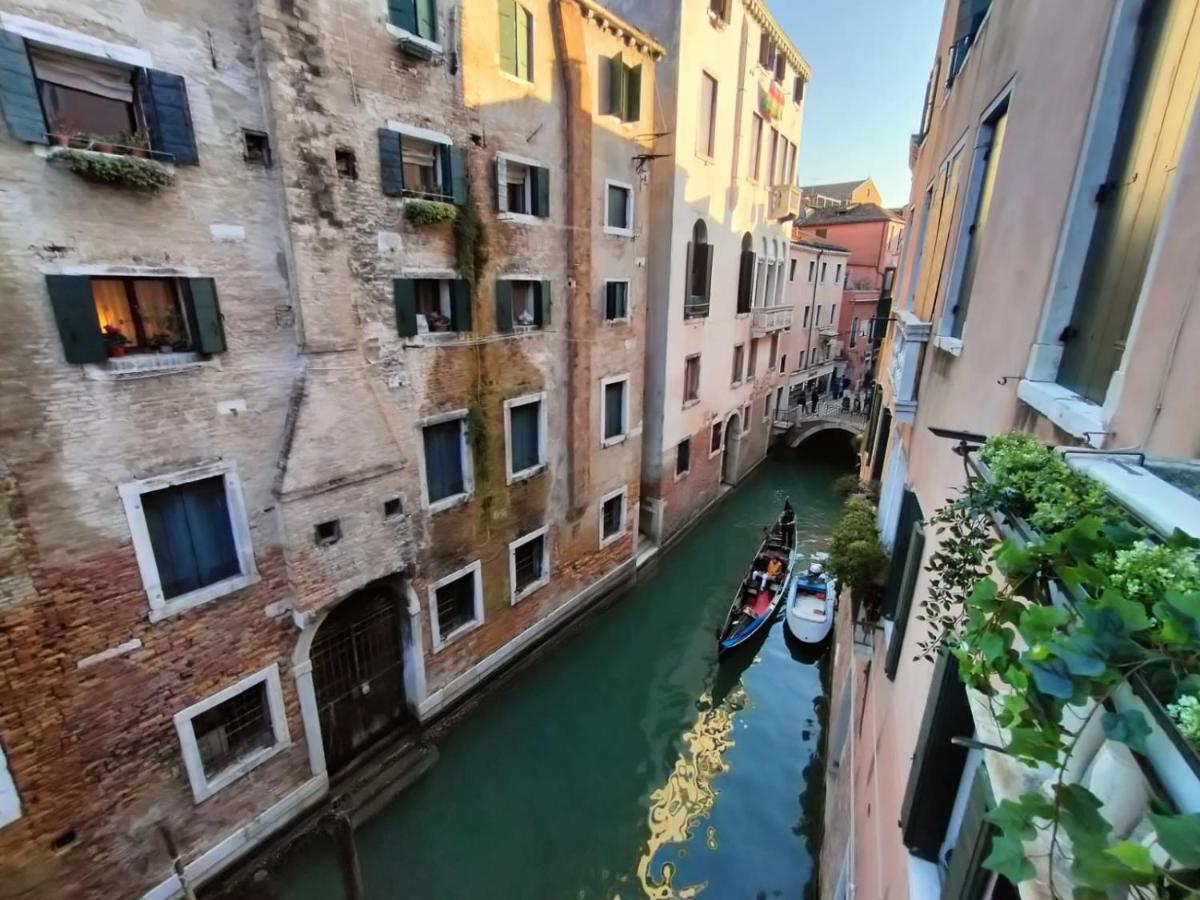 Luxury Apartment Near Rialto Bridge Veneza Exterior foto