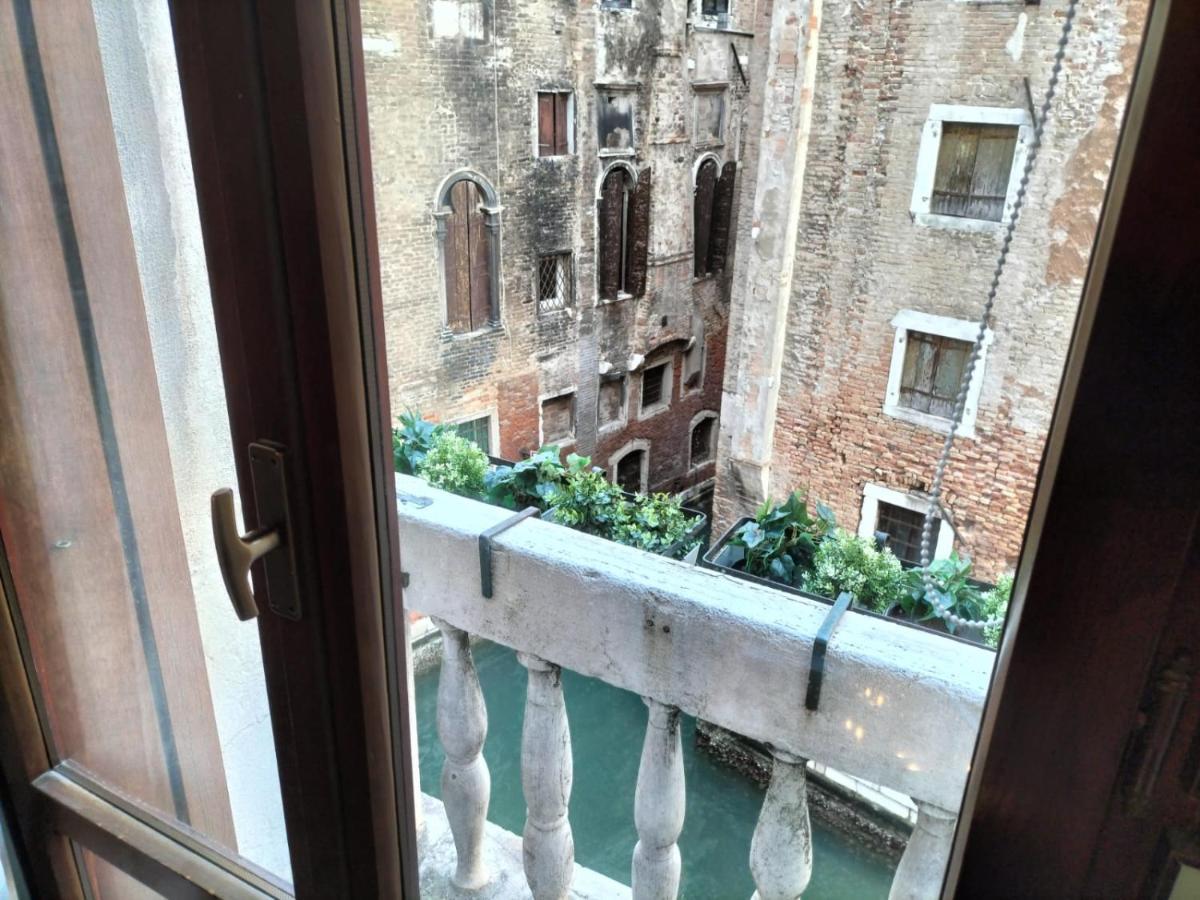 Luxury Apartment Near Rialto Bridge Veneza Exterior foto